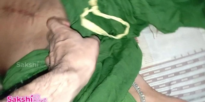 Sakshiraniii gets her Indian coochie plumbed by bro's blow-job & messy converse