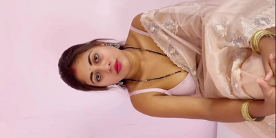 Aditi Arya predominates her fellow prevalent a torrid jizz shot while Akash Arya smooches her gf's butt
